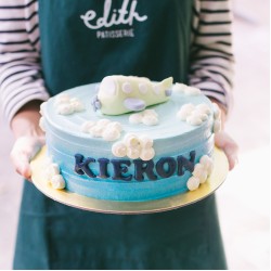 Aeroplane & Clouds Cake