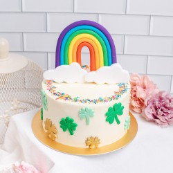 Four Leaf Clover Cake