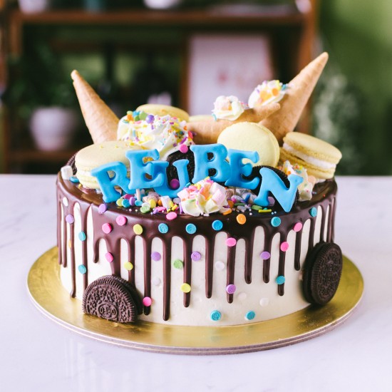 Ice Cream Cone Drizzle Cake