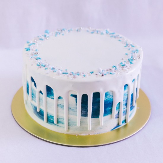 Marbled Cake with Chocolate Drizzle