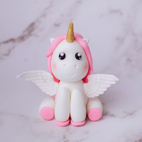 Fondant Flying Unicorn #2 Topper