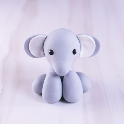 Fondant Sitting Elephant Topper