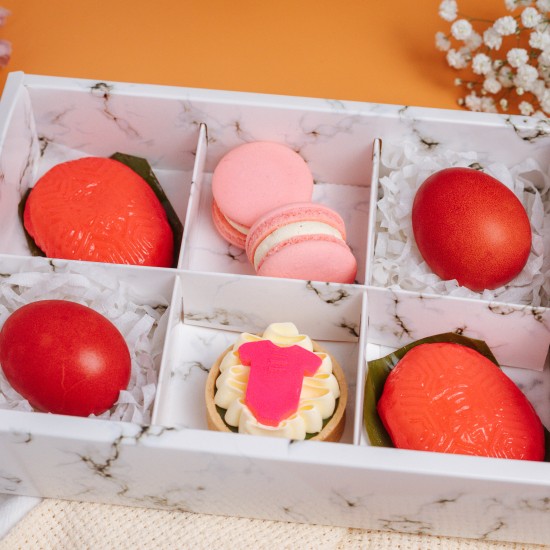 Baby Full Month Gift Set (min. 6 sets)