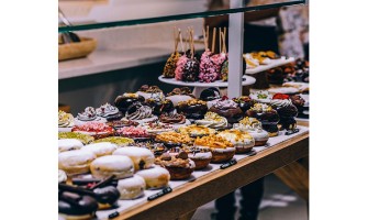 Keto-Friendly Treats: How to Enjoy Guilt-Free Dessert Indulgences on a Keto Diet