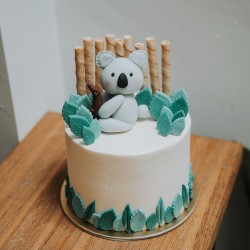 Sitting Koala Cake