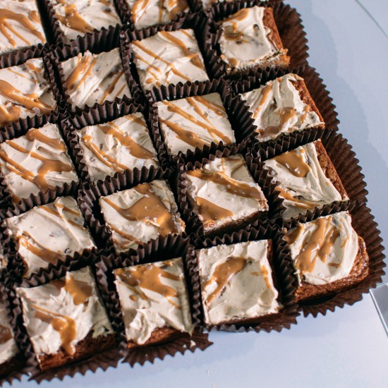 Salted Speculoos Blondies